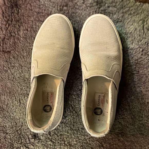 Lanvin Paris Designer “Curbies” Grey Snakeskin
US Women’s size 7, Euro size 37 - Picture 3 of 7